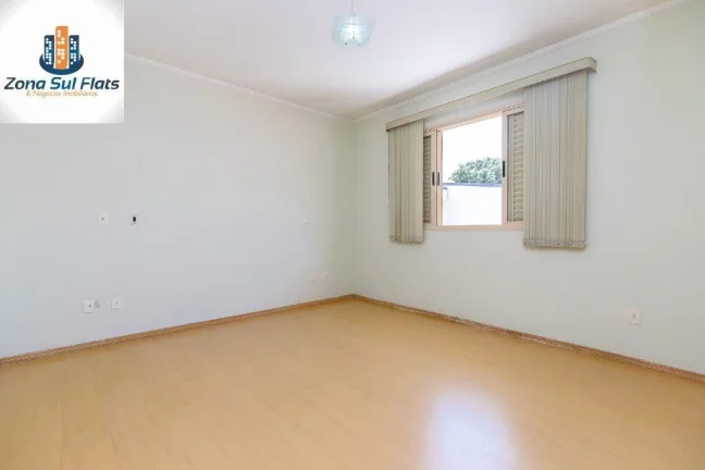 Imagem Casa à Venda No Planalto Paulista Com 4 Dormitórios Sendo 2 Suítes e 6 Vagas