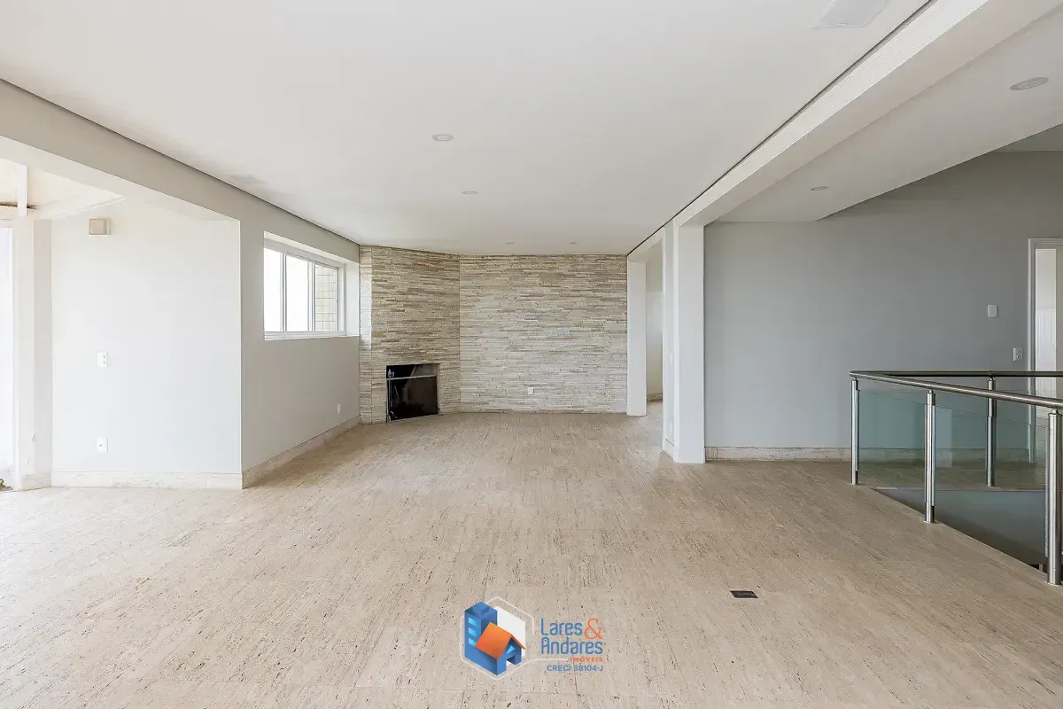Imagem Triplex para venda em Vila Suzana com 4 quartos, sendo 4 suítes, 347m²