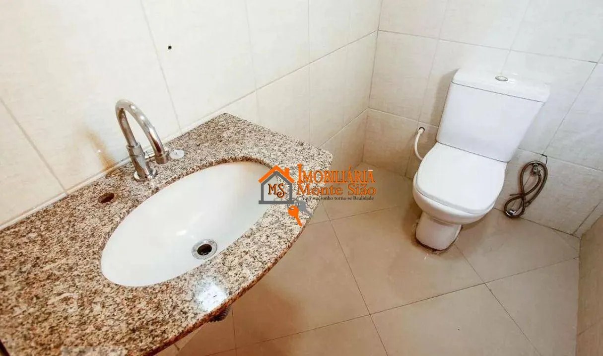 Imagem Sobrado com 3 dormitórios para alugar, 300 m² por R$ 6.272,00/mês - Macedo - Guarulhos/SP