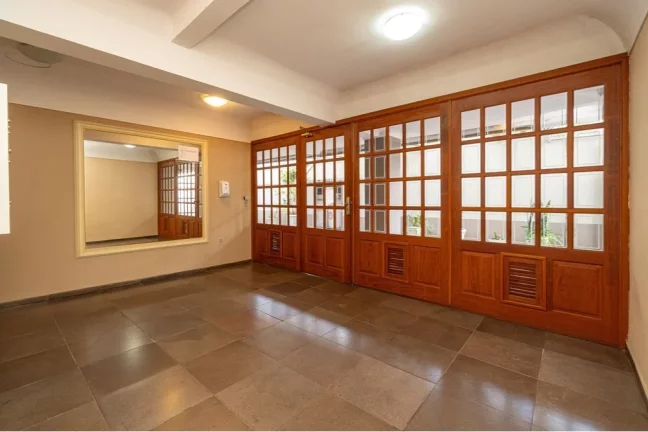 Imagem Apartamento para venda no bairro Menino Deus em Porto Alegre