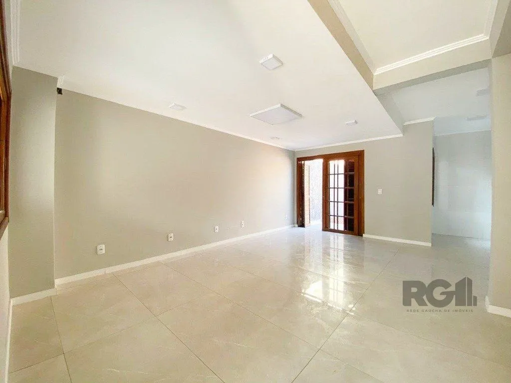 Imagem Casa de 3 dormitórios no bairro Mário Quintana