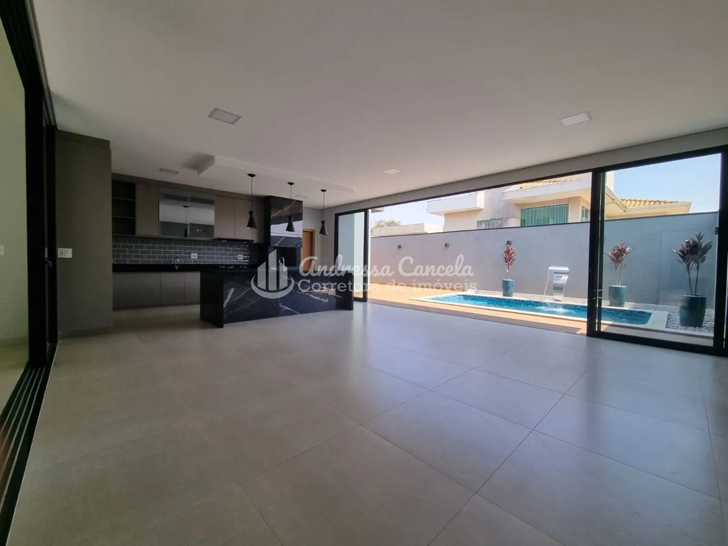 Imagem Recanto do Lago - Casa com 3 dormitórios à venda, 246 m² por R$ 1.700.000,00 - Loteamento Recanto do Lago - São José do Rio Preto/SP