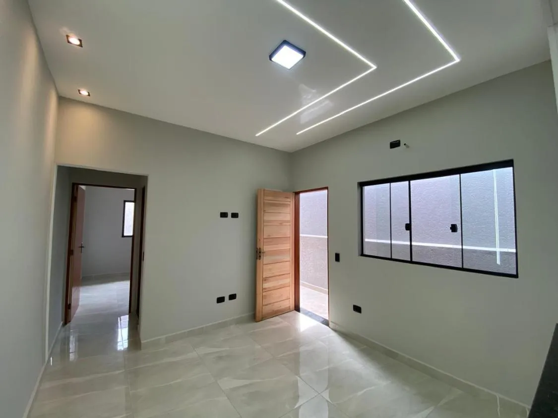 Imagem LINDA CASA NOVA COM PISCINA NO VERDE MAR