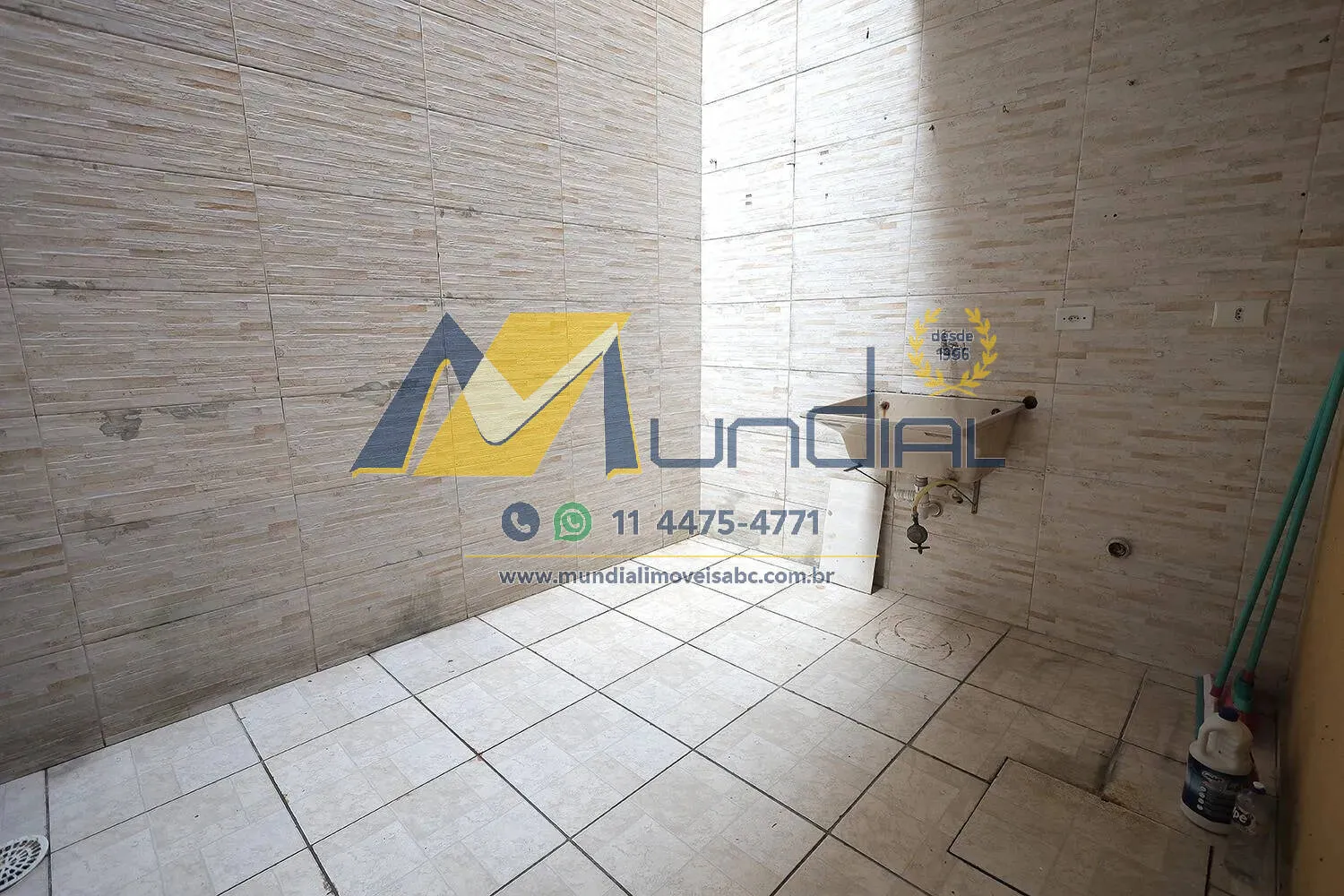 Imagem CASA À VENDA COM 115 M², 3 DORMITÓRIOS E 2 VAGAS - JARDIM EUROPA