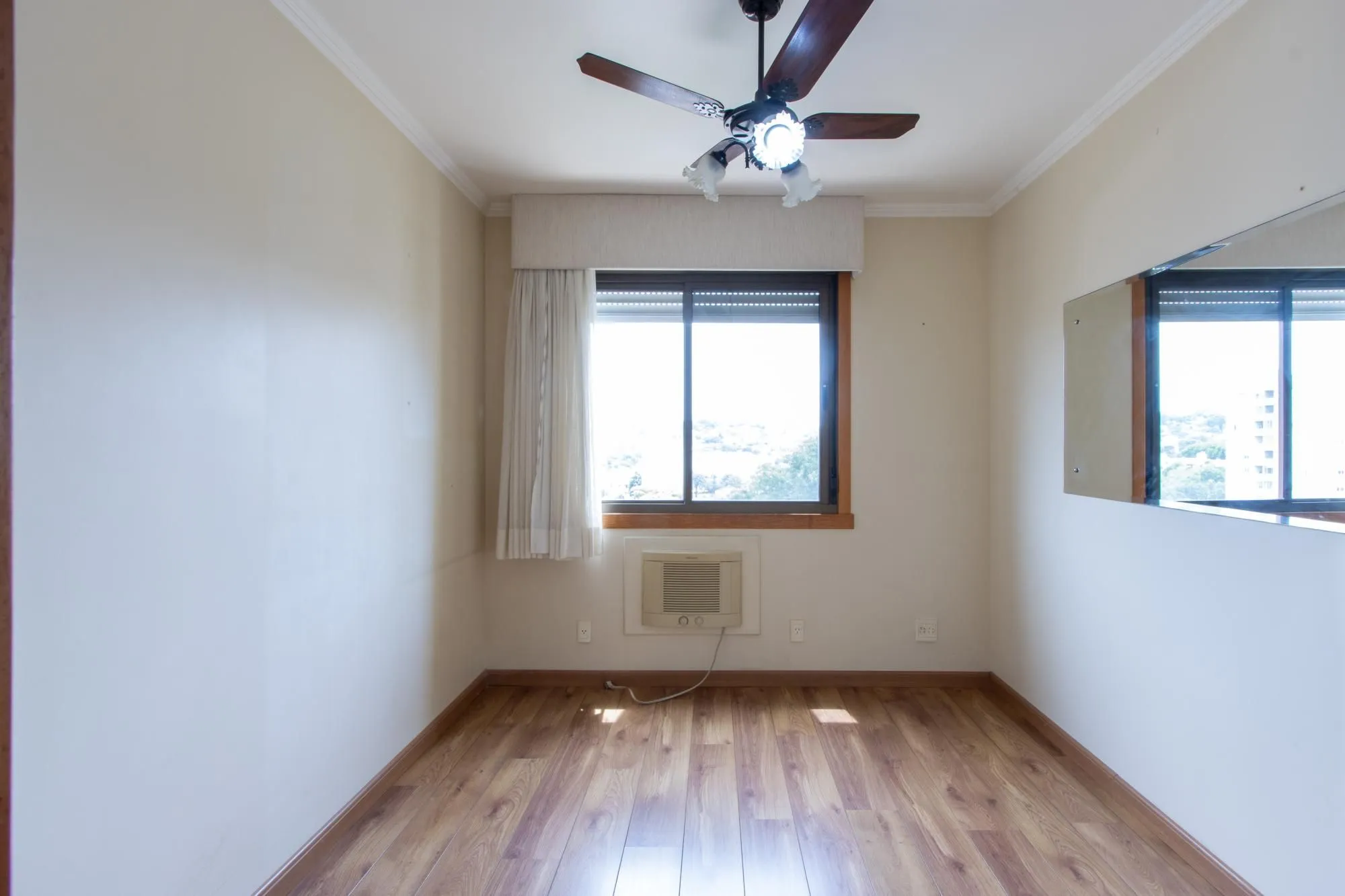 Imagem Apartamento para Venda - 93.43m², 3 dormitórios, 1 suite, 1 vaga - Teresópolis
