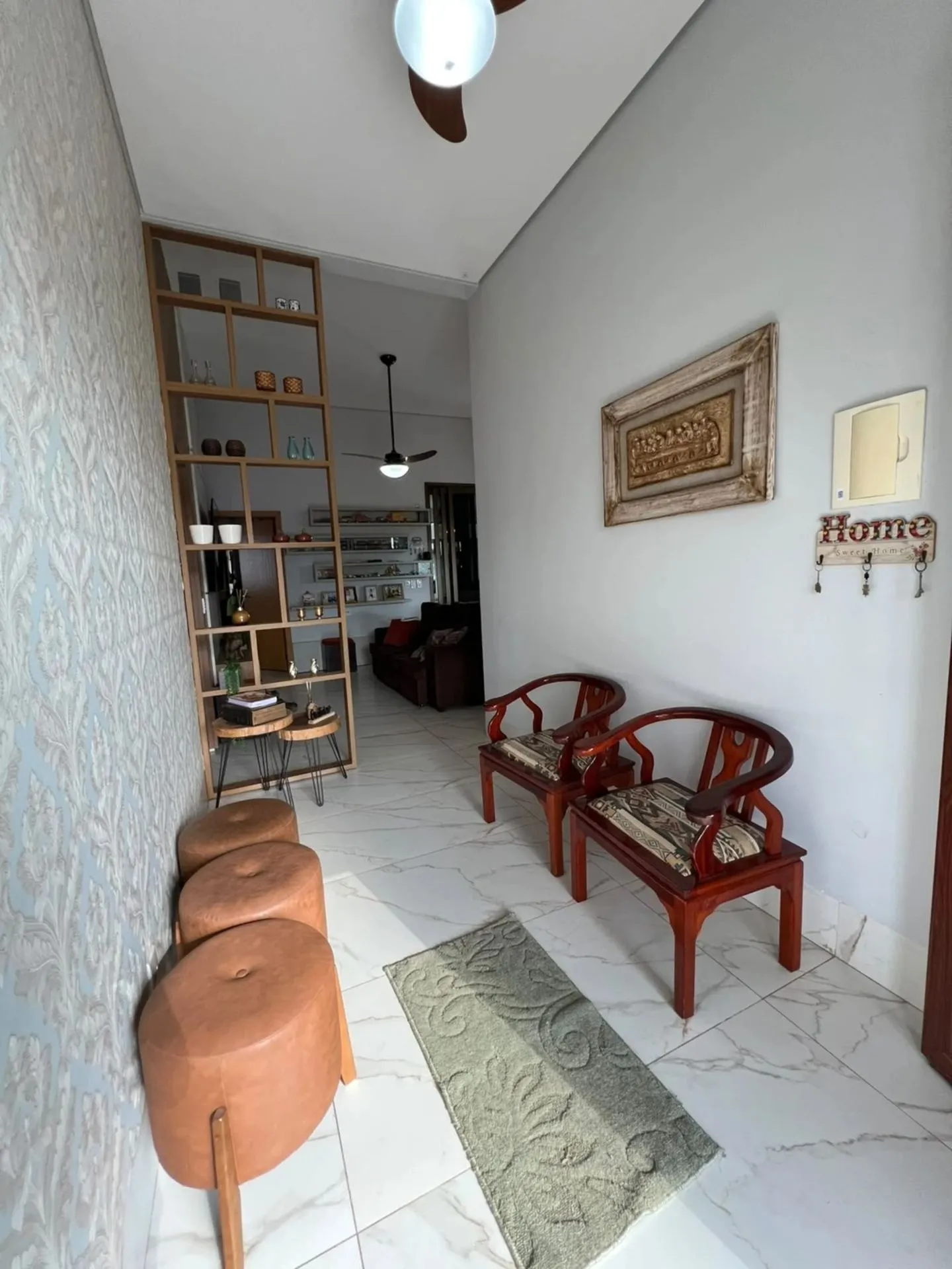 Imagem CASA TÉRREA À VENDA PRIMOR DAS TORRES 3 quartos, sendo 1 suíte