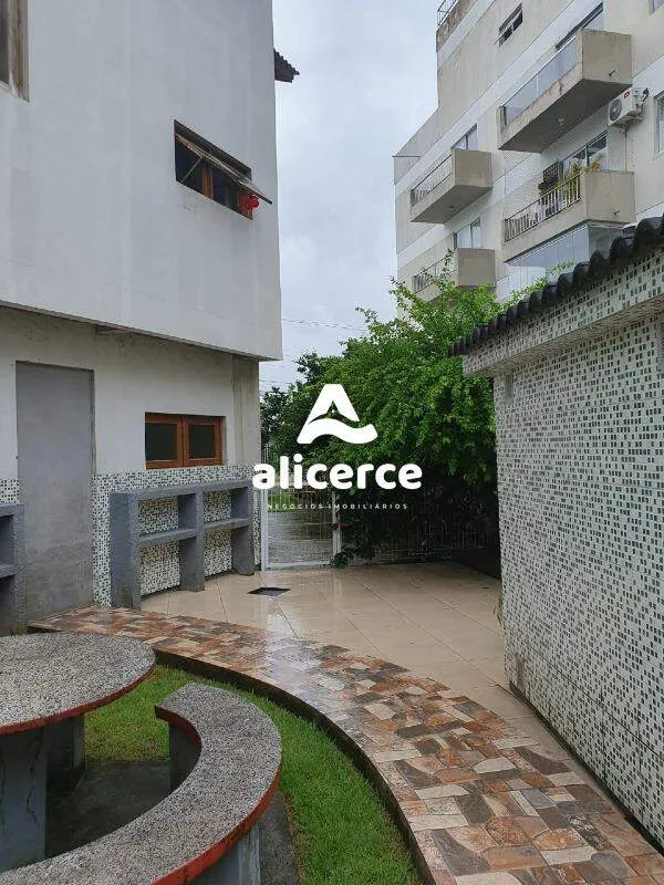 Imagem Casa à venda l 6 Dormitórios, 2 suítes l 370m² l Ponta de Baixo - São José/SC