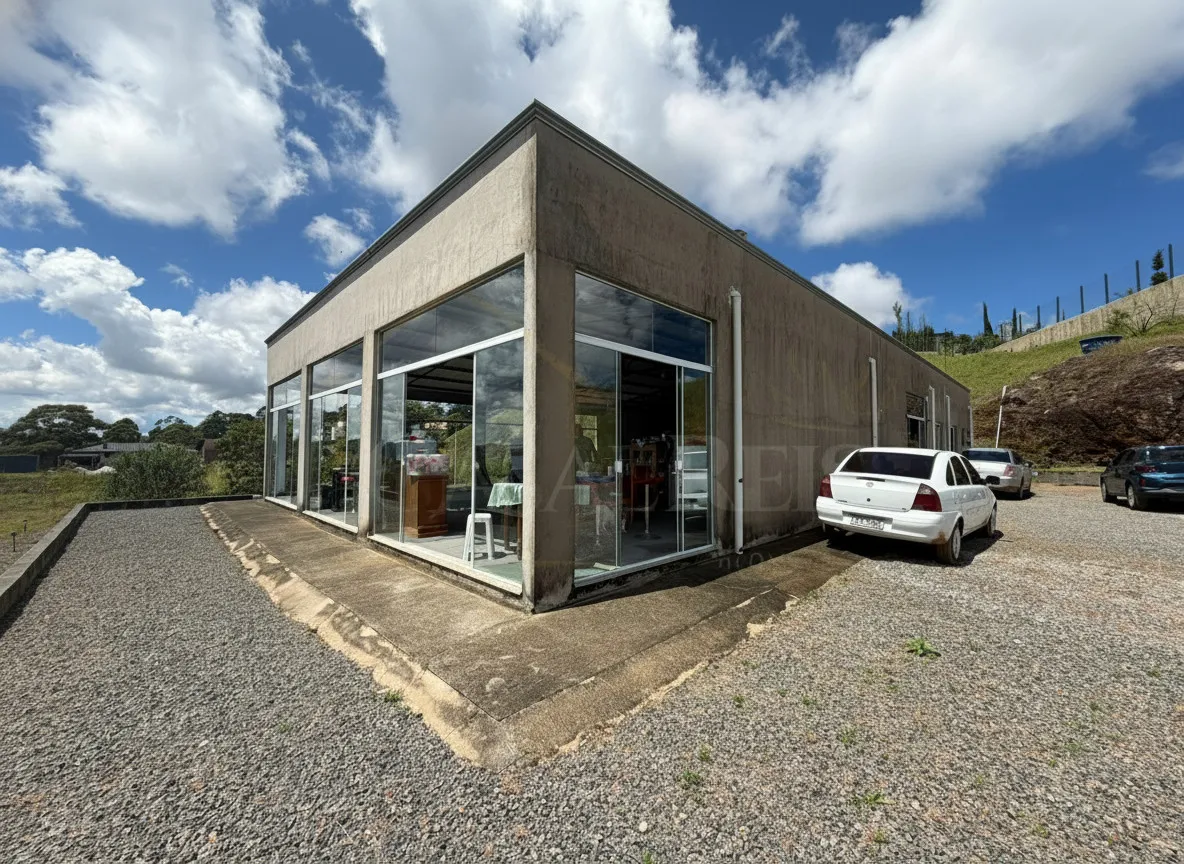 Imagem Casa 336 m² à venda em Residencial e Industrial Campo Alegre, Poços de Caldas