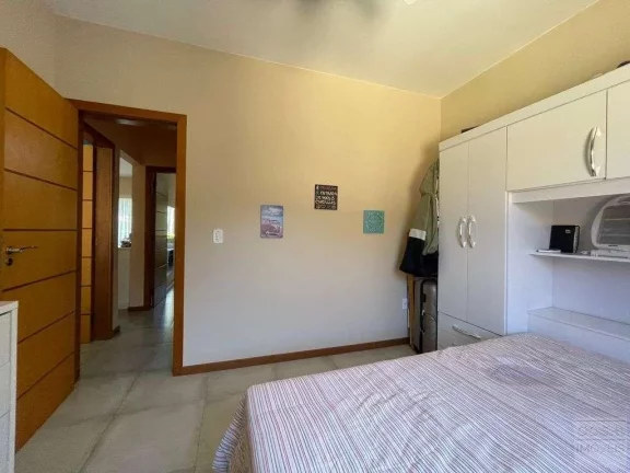 Imagem Casa para Venda em Teresópolis, Vargem Grande, 3 dormitórios, 1 suíte, 3 banheiros, 3 vagas