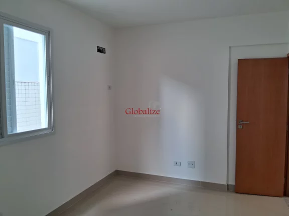 Imagem Maravilhosa casa térrea em Santos na Ponta da Praia com uma vaga de garagem, 3 suítes e churrasqueira a venda por R$ 990.000,00