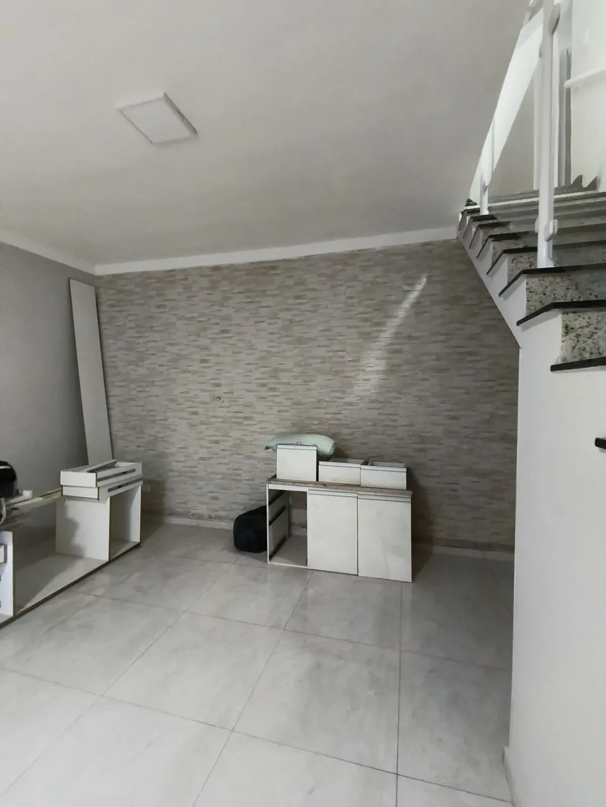 Imagem Galpão à Venda ou Locação, 250 m² em Tulipas - Jundiaí