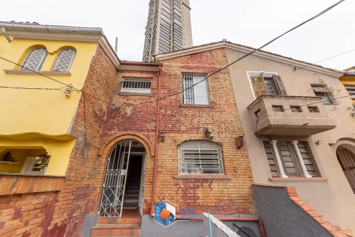 Imagem Sobrado para venda em Perdizes com 4 quartos, sendo 1 suíte, 110m²