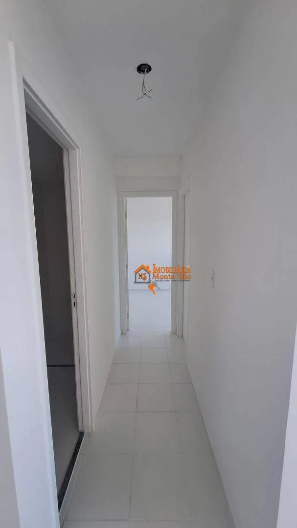 Imagem Apartamento com 2 dormitórios à venda, 46 m² por R$ 250.000,00 - O Pequeno Coração - Itaquaquecetuba/SP