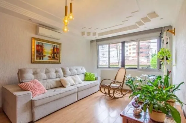 Imagem Apartamento amplo de 110 m2 com 3 quartos à venda em Menino Deus - RS