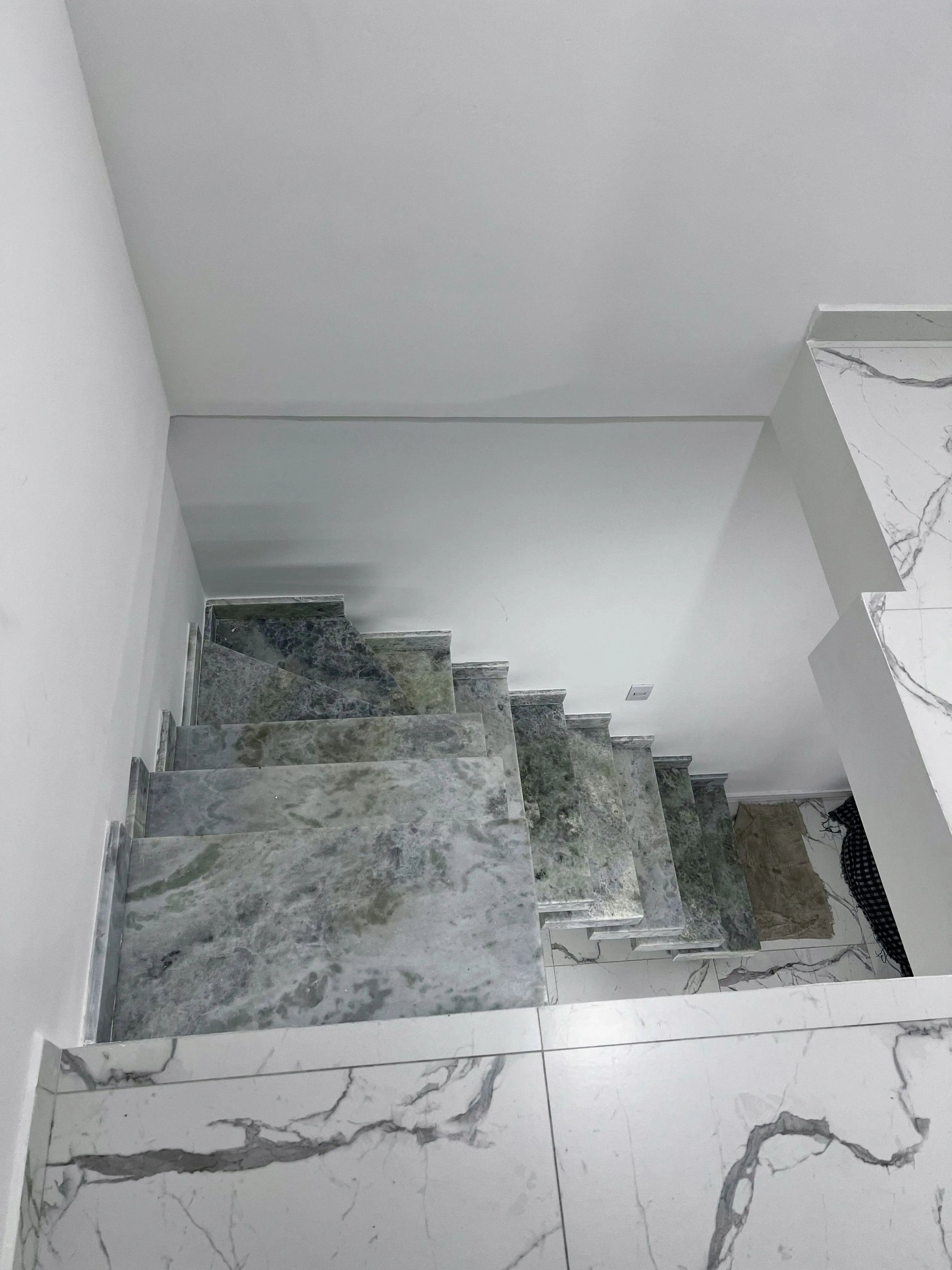 Imagem VENDO LINDO APARTAMENTO COBERTURA NO BAIRRO INTERLAGOS! (ZONA SUL-SP)
