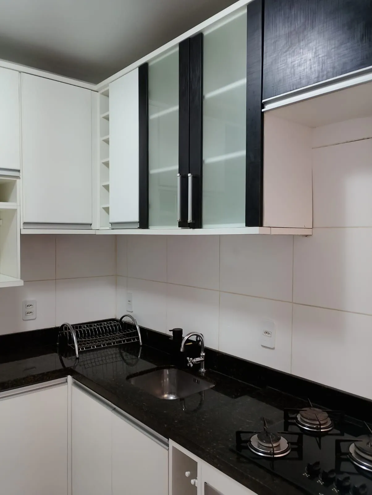 Imagem Apartamento Térreo, 02 dormitórios, 60,59m2 área privativa, quiosque com churrasqueira, Menino Deus
