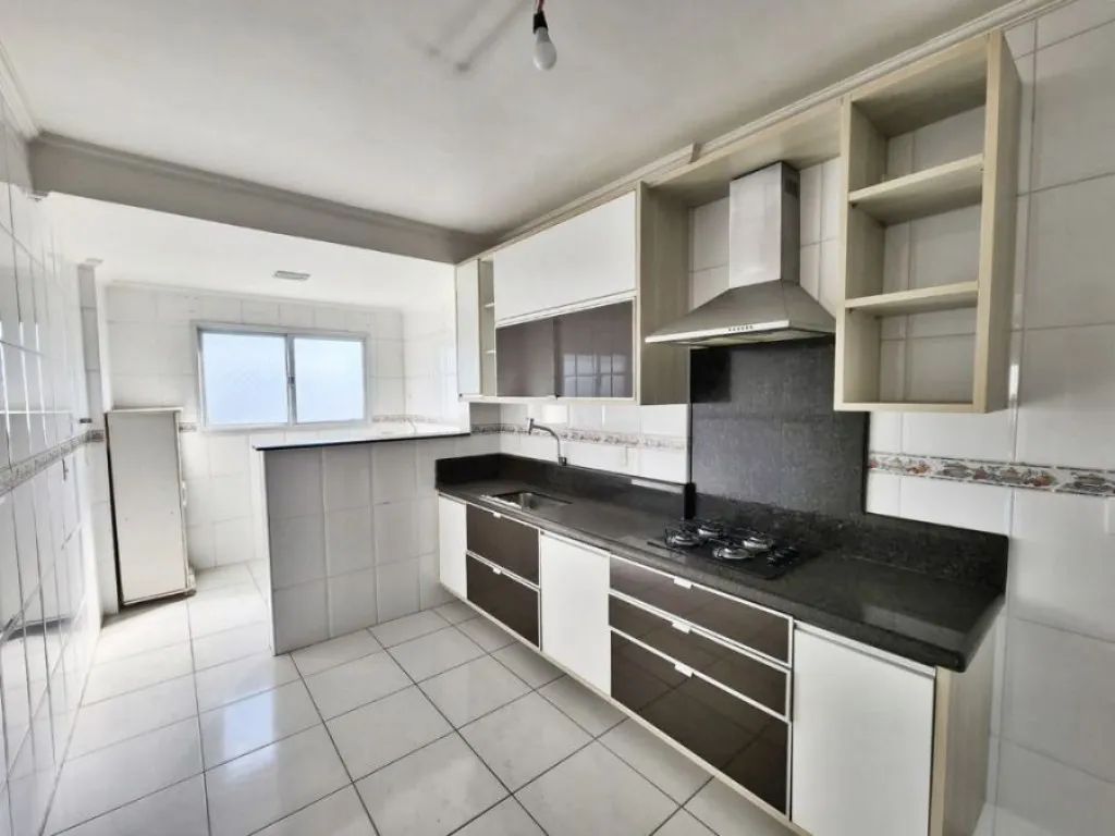 Imagem APARTAMENTO COM 130,00 m² - GUILHERMINA - PRAIA GRANDE SP
