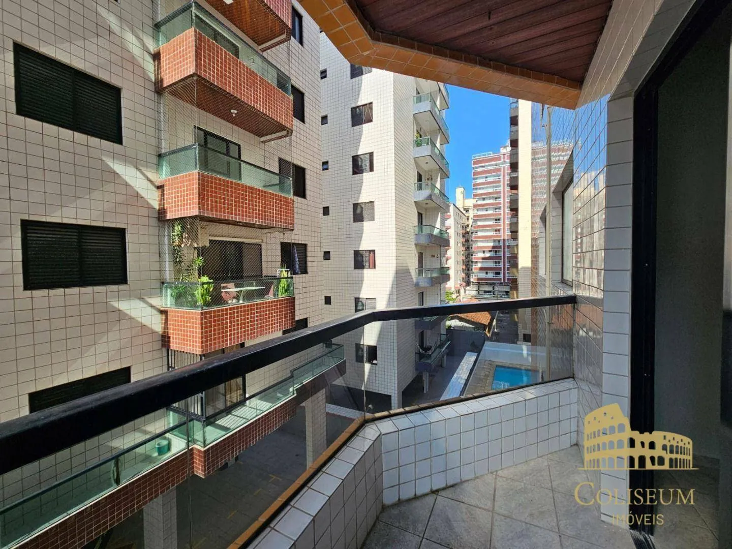 Imagem Apartamento com 1 dormitório à venda, 60 m² por R$ 325.000,00 - Vila Assunção - Praia Grande/SP