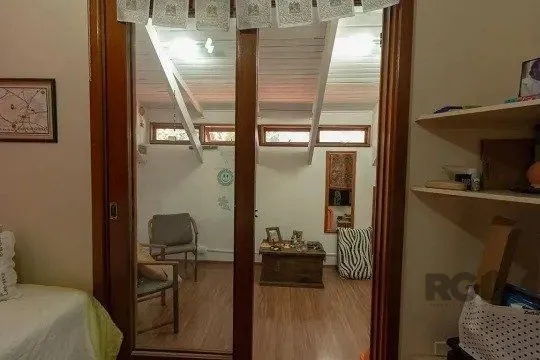 Imagem Casa de 4 dormitórios mobiliada para venda no Bairro Jardim Itu Sabara.