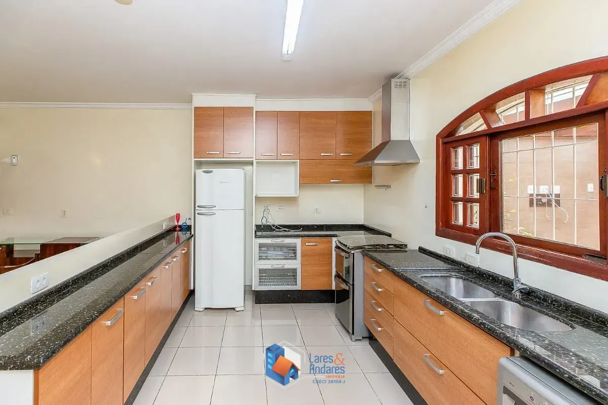 Imagem Casa para venda em Jardim Aeroporto com 2 quartos, sendo 2 suítes, 136m²
