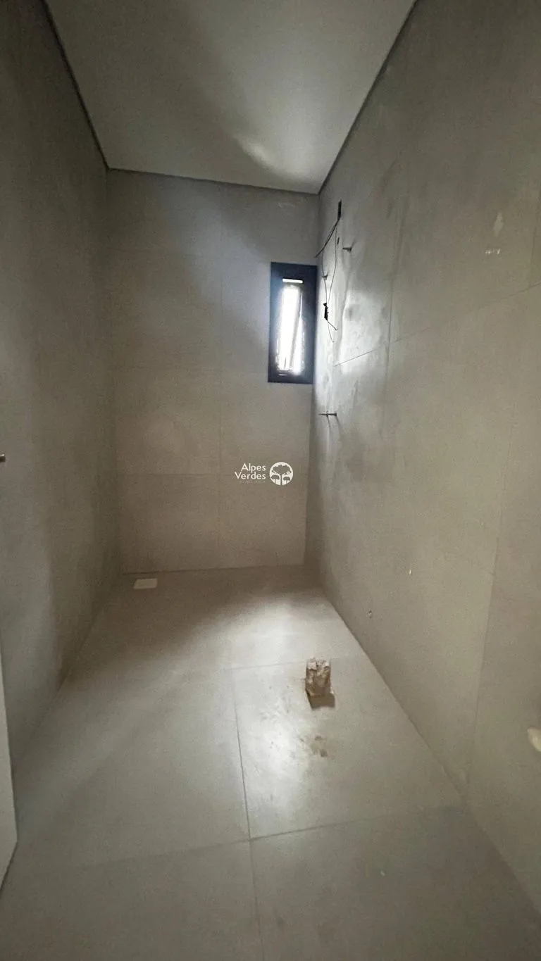 Imagem Vende-se casa de alto padrão em Passo Fundo-3 Quartos-R$1.200.000,00