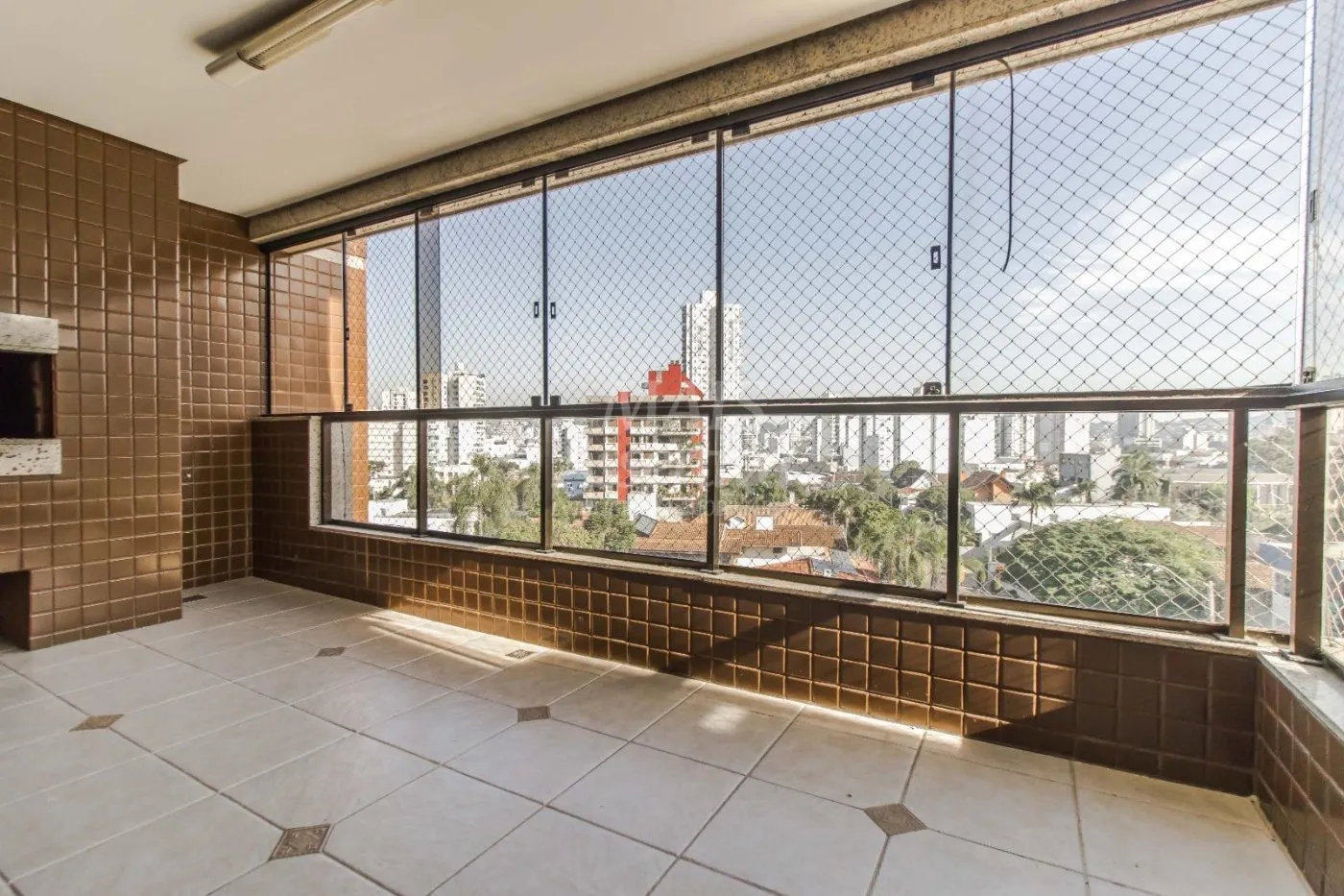 Imagem                                                 R$ 709.000,33

Apartamento e...