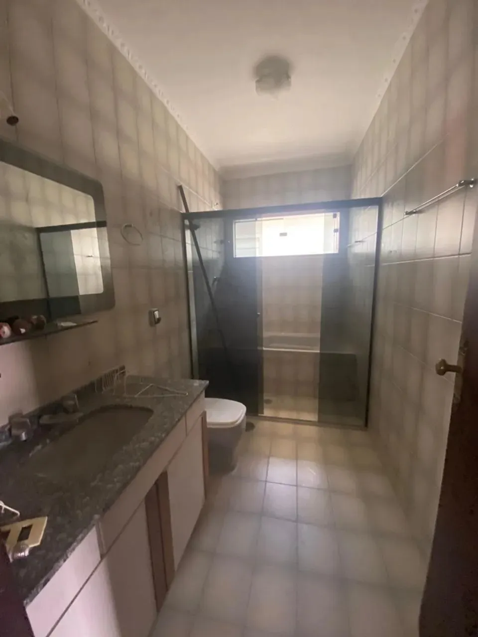 Imagem Casa de Luxo em Condomínio - Santana de Parnaíba-SP, Alphaville, 4 Quartos, 5 Banheiros, 5 Vagas, 500m².