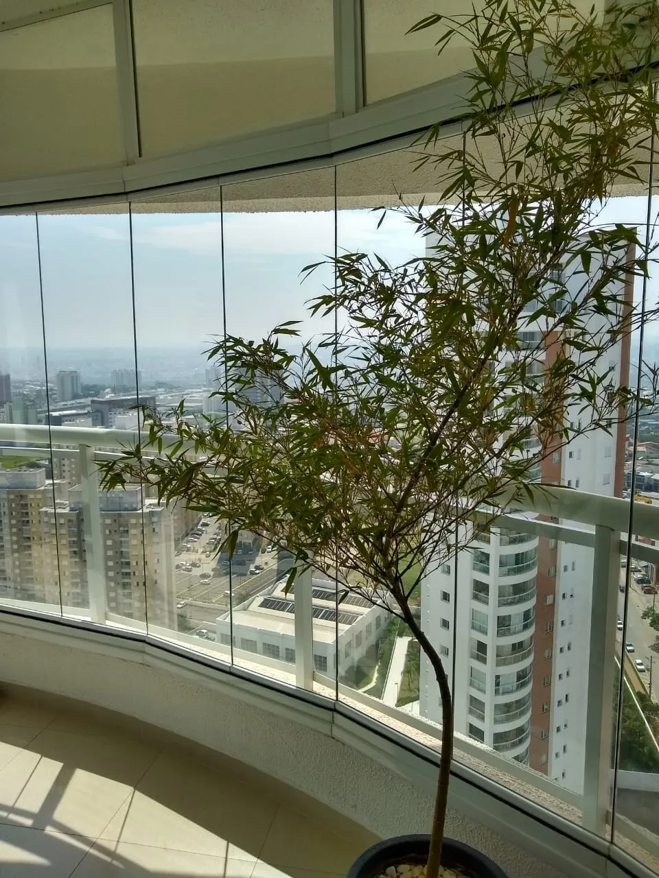 Imagem Apartamento 3 Suítes, 236 m² Condomínio L' Essence, Rua do Mercadão Parque Campolim.