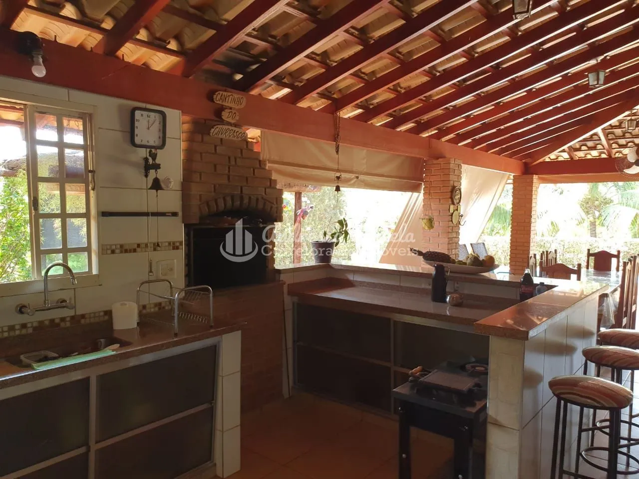 Imagem Rancho completo à venda, 302 m² por R$ 1.600.000 - Condomínio Enseada Azul II - Fronteira/MG