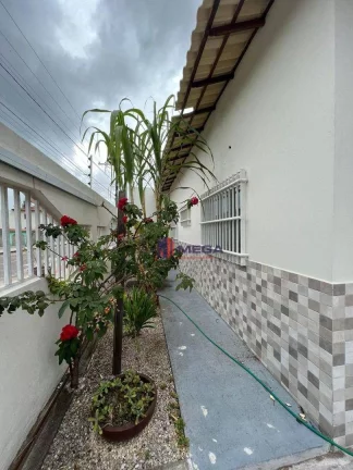 Imagem Casa com 2 dormitórios à venda, 220 m² por R$ 950.000,00 - Morada de Interlagos - Vila Velha/ES
