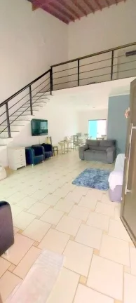 Imagem LINDO SOBRADO LADO PRAIA COM 4 DORMITORIOS (3 SUITES)