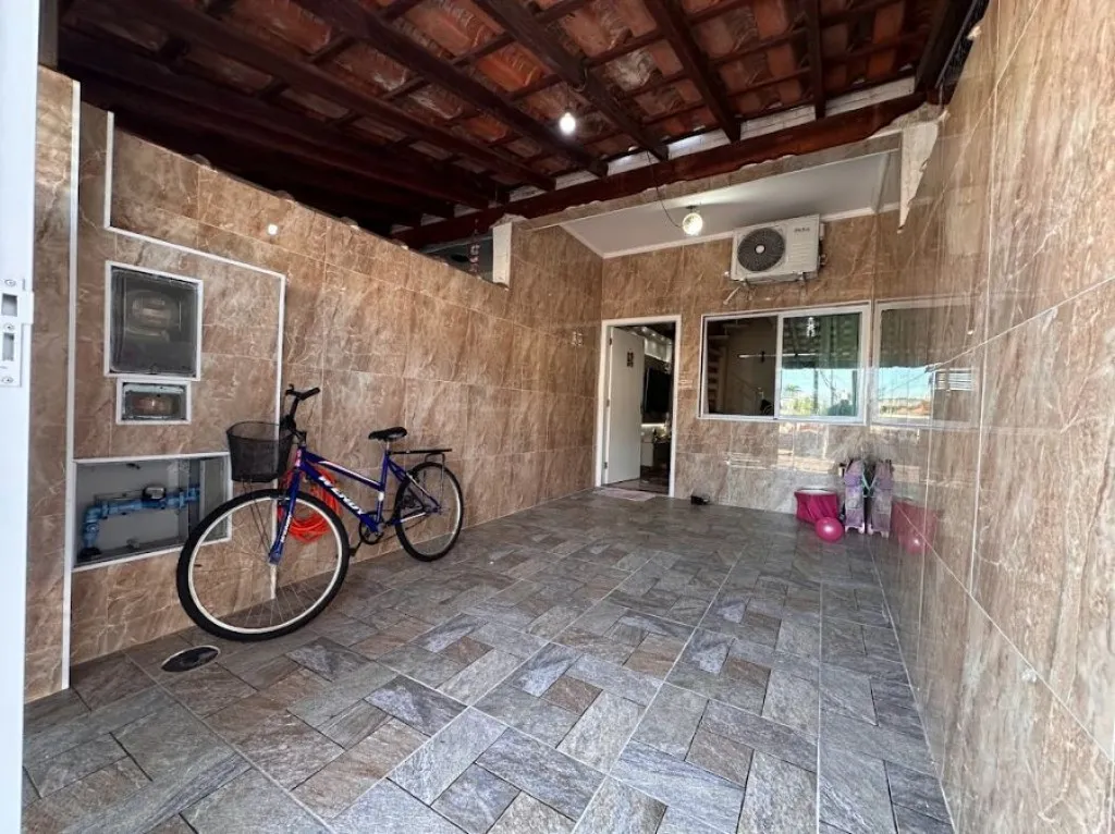Imagem CASA COM 92,00 m² - SÍTIO DO CAMPO - PRAIA GRANDE SP