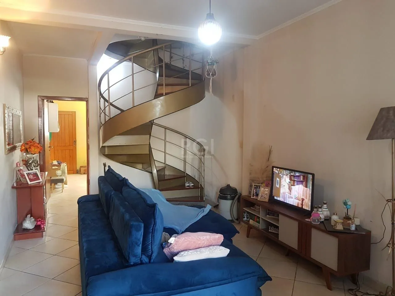 Imagem Casa para Venda - 300m², 4 dormitórios, sendo 1 suites, 2 vagas - Glória