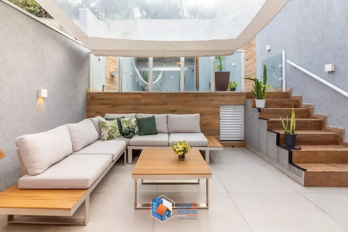 Imagem Sobrado para venda em City Pinheirinho com 3 quartos, sendo 1 suíte, 153m²