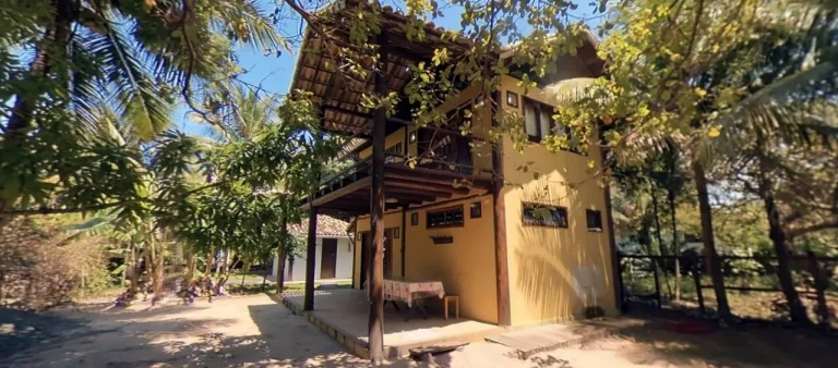 Foto do imóvel YELLOW HOUSE - JORGE LEITE