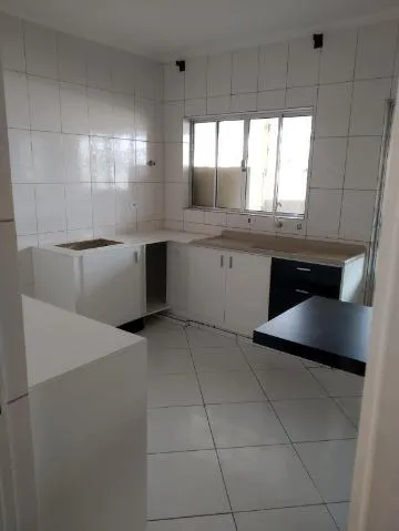 Imagem VENDA DE CASA TÉRREA NA VILA RIMAN, EM ARUJÁ/SP, 400m², 3 quartos, suíte, planejados. CONSULTE-NOS.