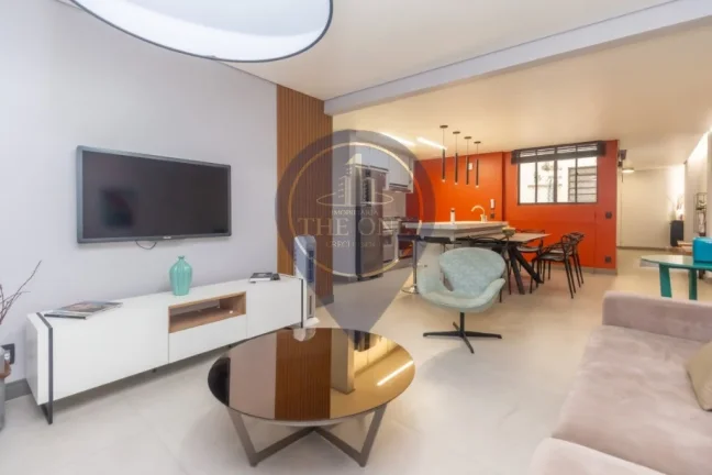 Foto do imóvel Apartamento à venda na Vila Mariana, 2 quartos, 1 suíte, 2 salas, 2 banheiros, 134m² - São Paulo-SP!