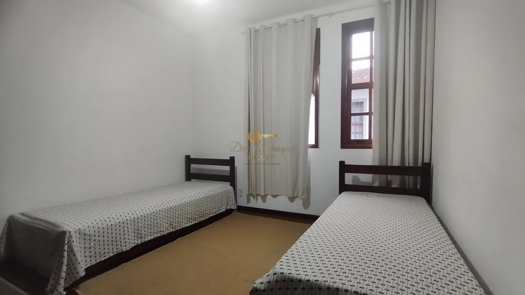 Imagem Casa em Condomínio para Venda em Teresópolis / RJ no bairro Alto