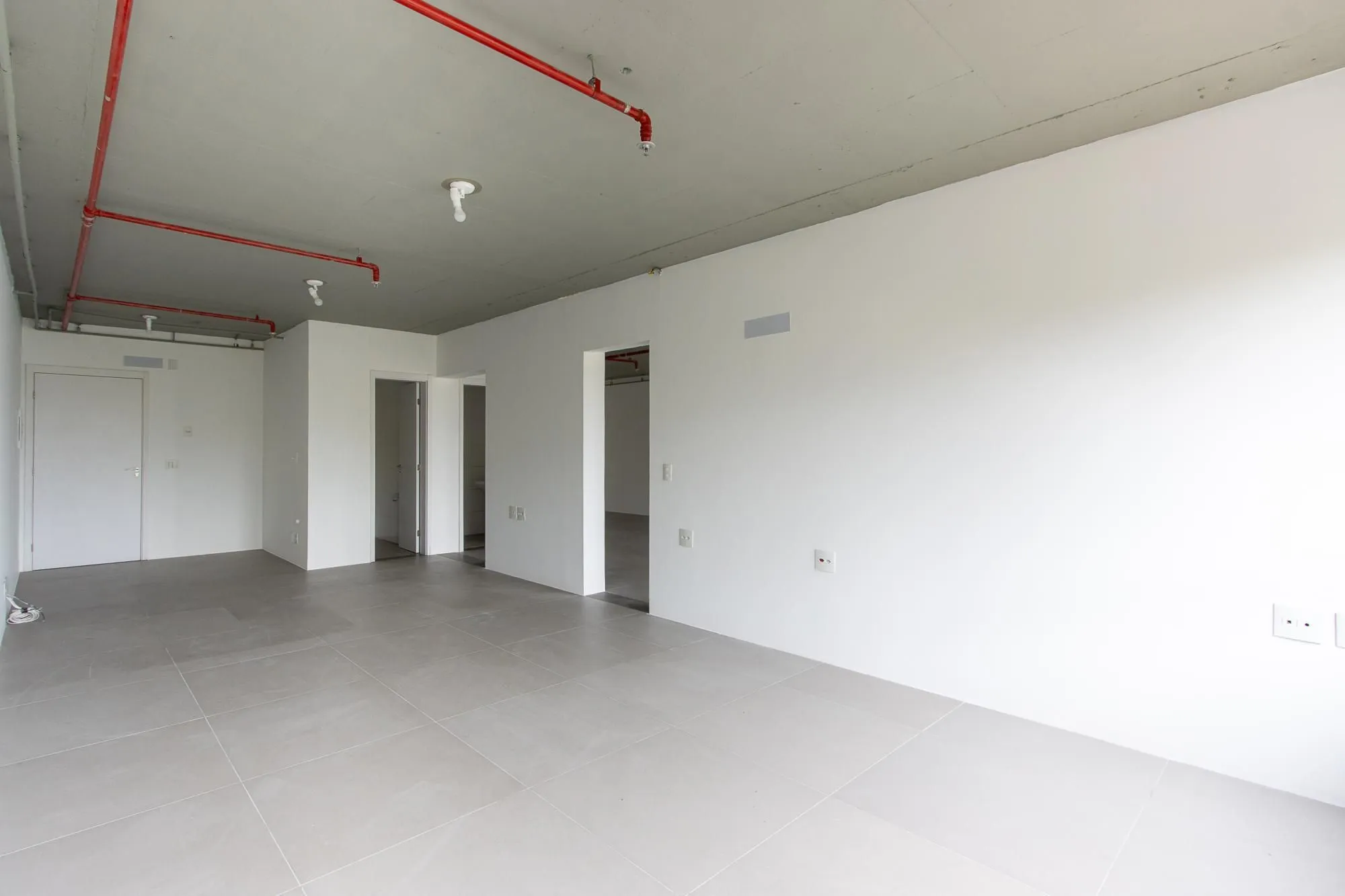 Imagem Conjunto/Sala para Venda - 118.74m², 0 dormitórios, São João