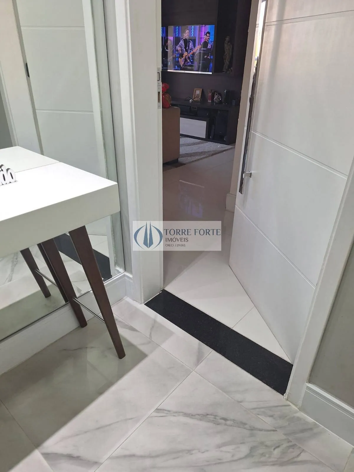 Imagem Maravilhoso apartamento 3 dormitórios, 1 suíte, 2 vagas com varanda gourmet