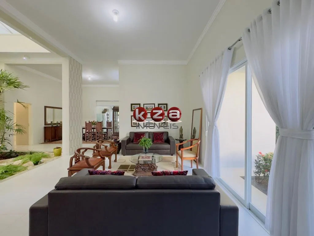 Imagem Casa Térrea Exclusiva no Condomínio Ypê Velho em Vinhedo-SP Alto Padrão e Localização Privilegiada 421 m² Construídos e mais de 1500m de terreno