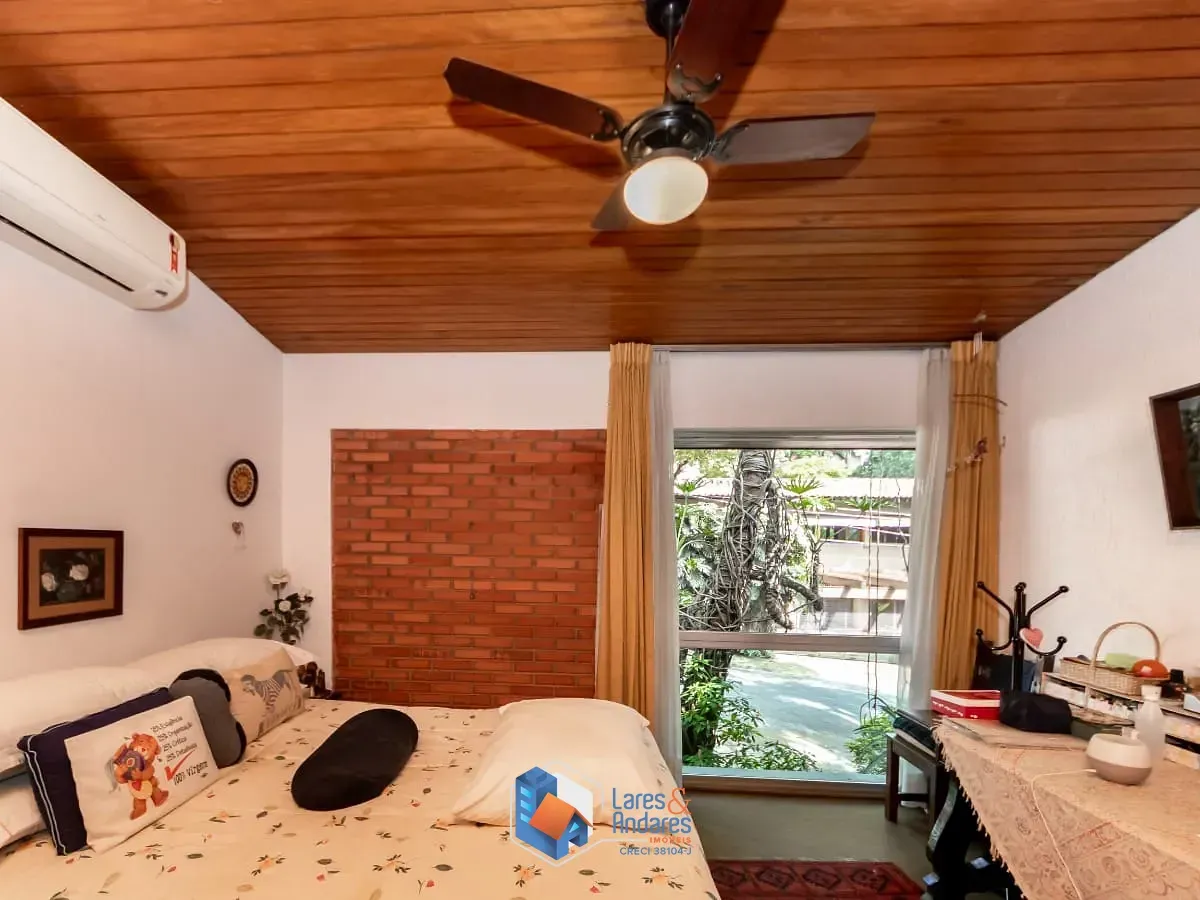 Imagem Casa para venda em Cidade Jardim com 4 quartos, sendo 1 suíte, 490m²