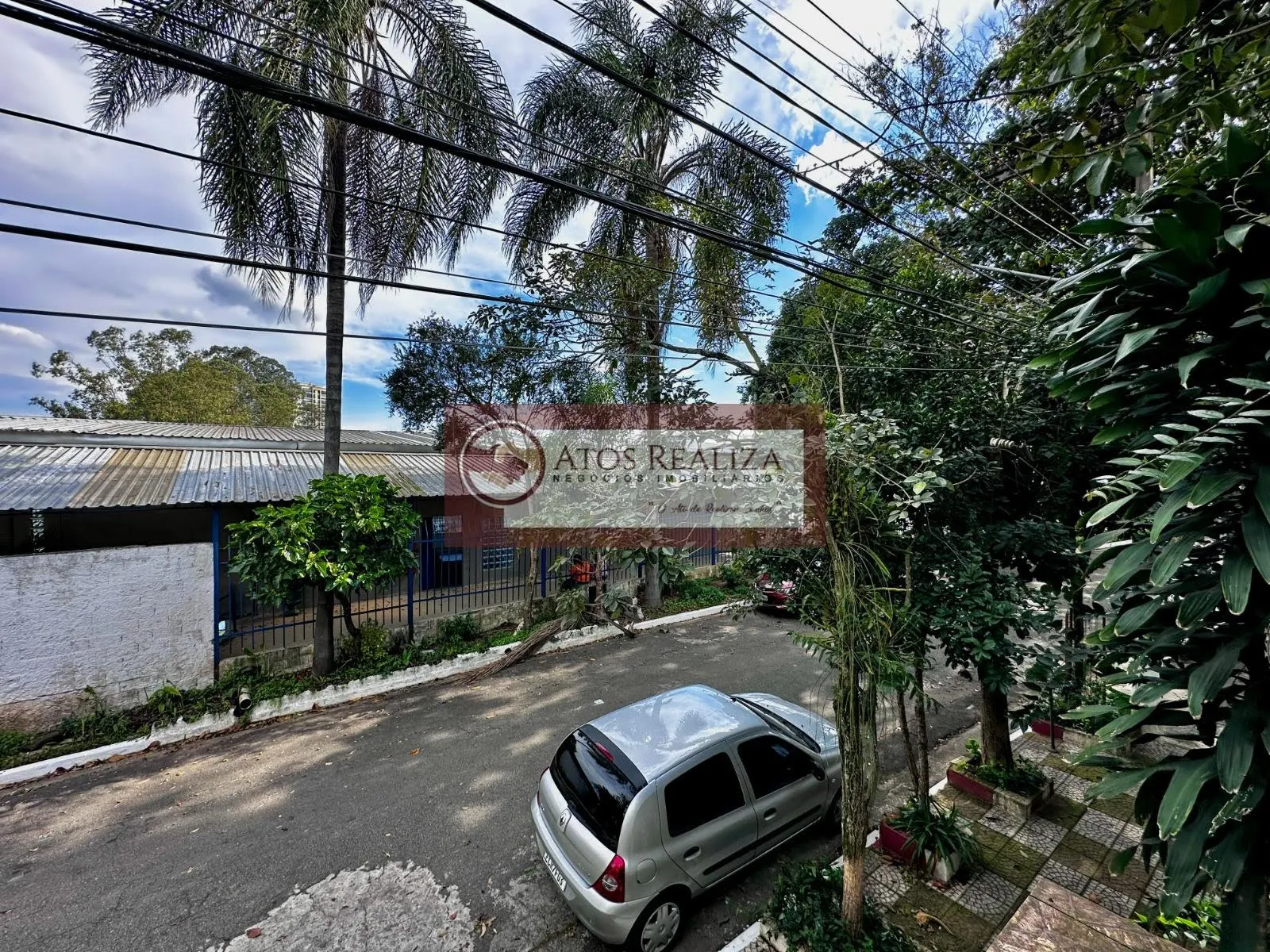 Imagem Casa térrea à venda no Sabará, Campo Grande - 3 Dorms, 3 Banheiros, 1 vaga de garagem. OPORTUNIDADE.