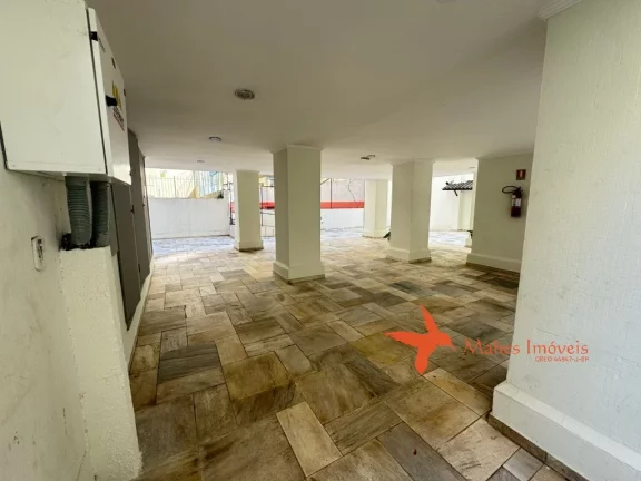 Imagem Apartamento à venda em Pinheiros, São Paulo-SP: 2 quartos, 1 sala para dois ambientes, 1 banheiro e 1 lavabo. Imperdível oportunidade!