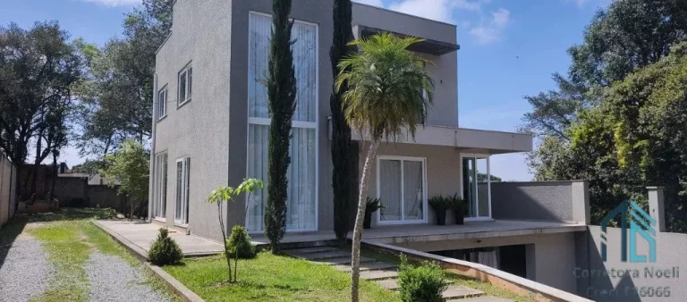 Imagem Sobrado moderno, com amplo terreno, 03 quartos c/suíte, área gourmet, em Campo Largo PR