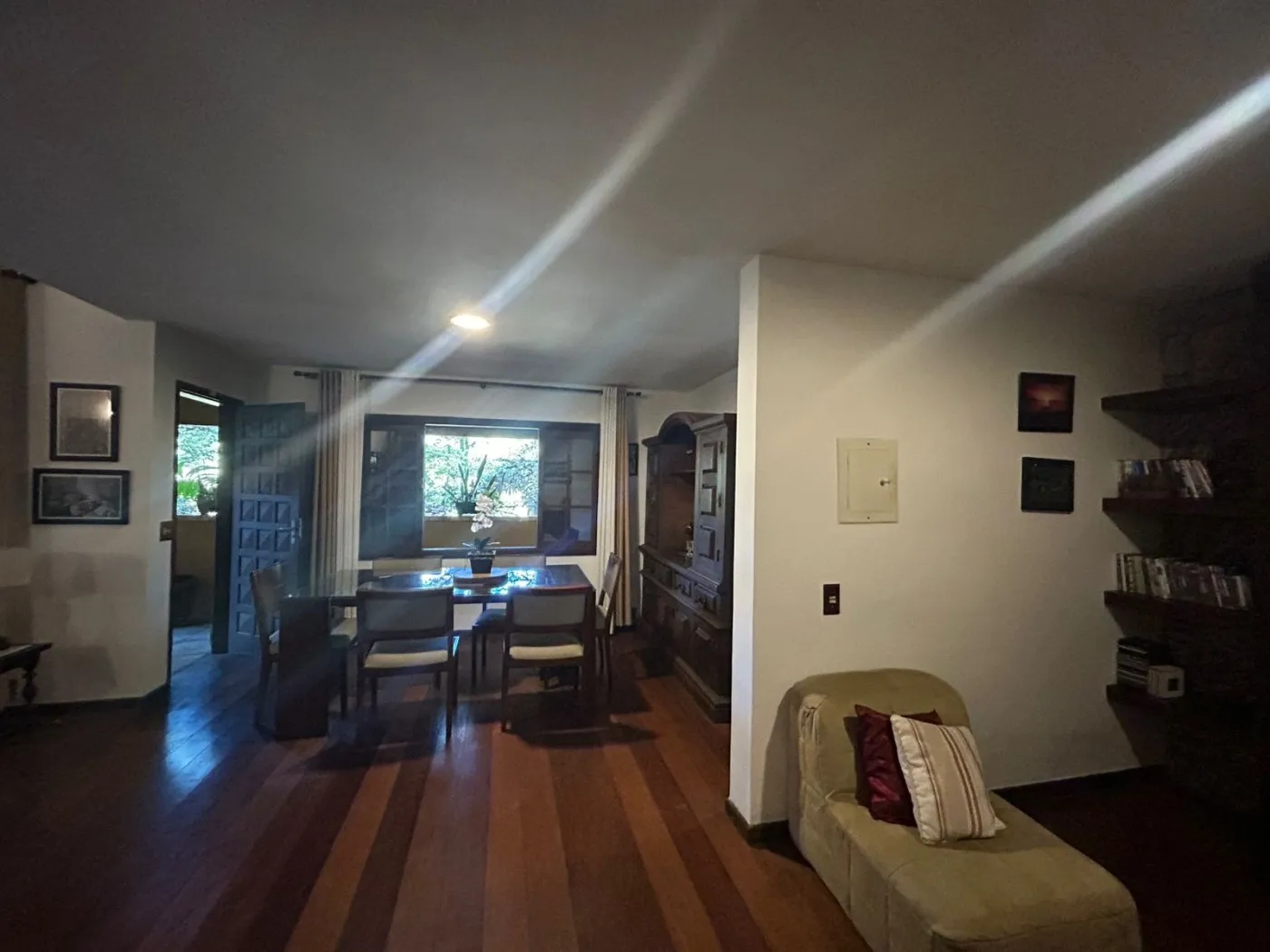 Imagem Casa para Venda em Petrópolis / RJ no bairro Itaipava