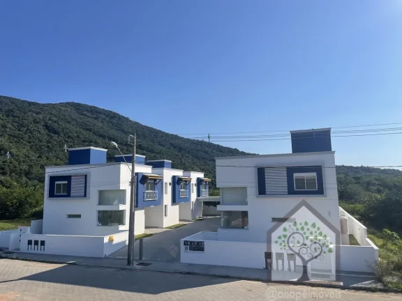 Imagem Casa à venda com 2 dormitórios no Alto Ribeirão – Florianópolis/SC