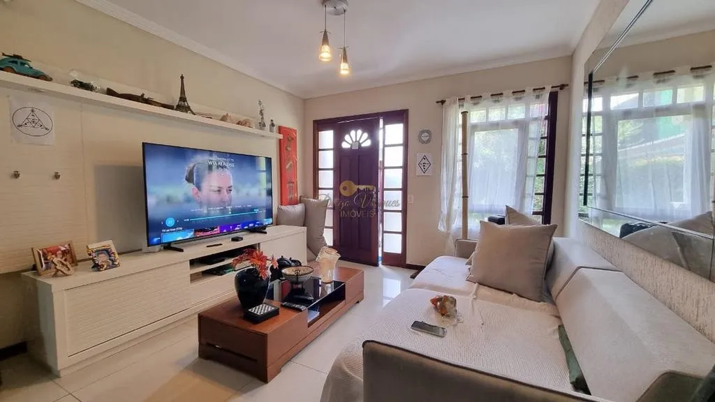 Imagem Casa em Condomínio para Venda em Teresópolis / RJ no bairro Quebra Frascos