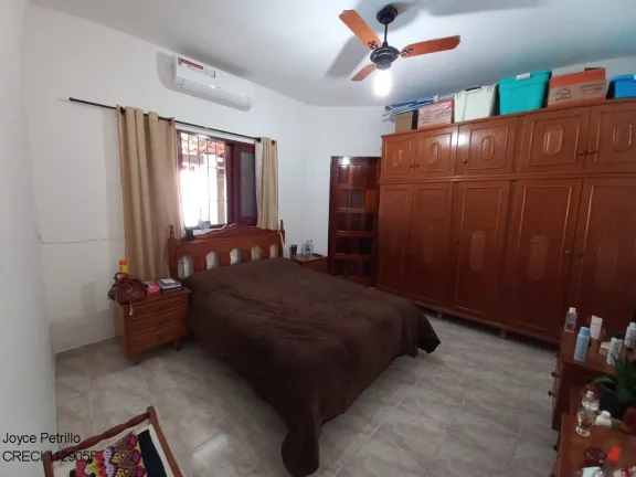 Imagem Casa 3 dormitórios e piscina, disponível para locação em Peruíbe.