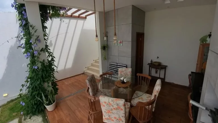 Imagem Casa com 4 Quartos para Venda em Loteamento Serra Negra